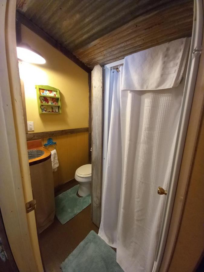 Acorn Hideaways Canton Charming Pioneer Suite 1890'S General Store מראה חיצוני תמונה