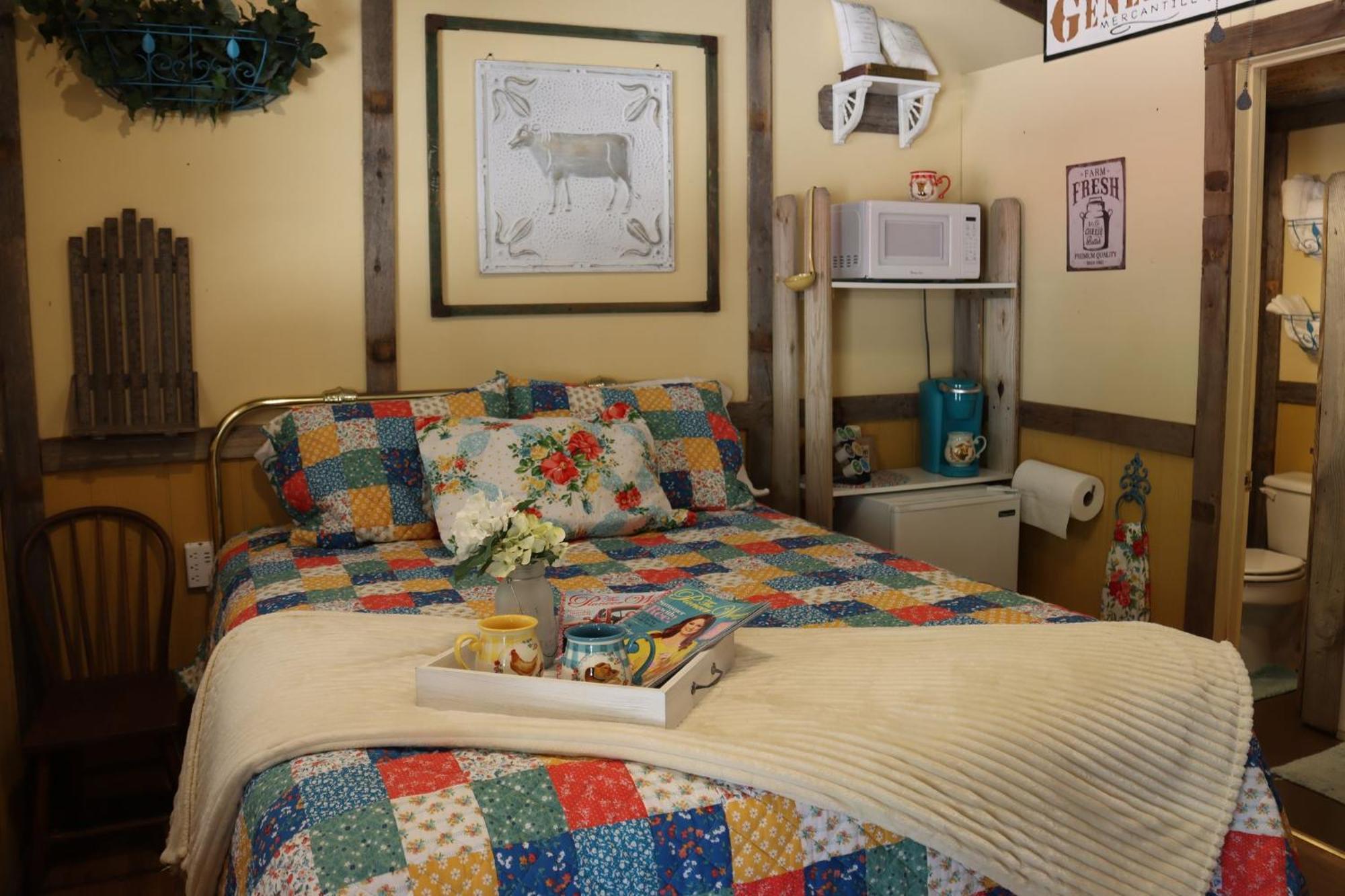 Acorn Hideaways Canton Charming Pioneer Suite 1890'S General Store מראה חיצוני תמונה