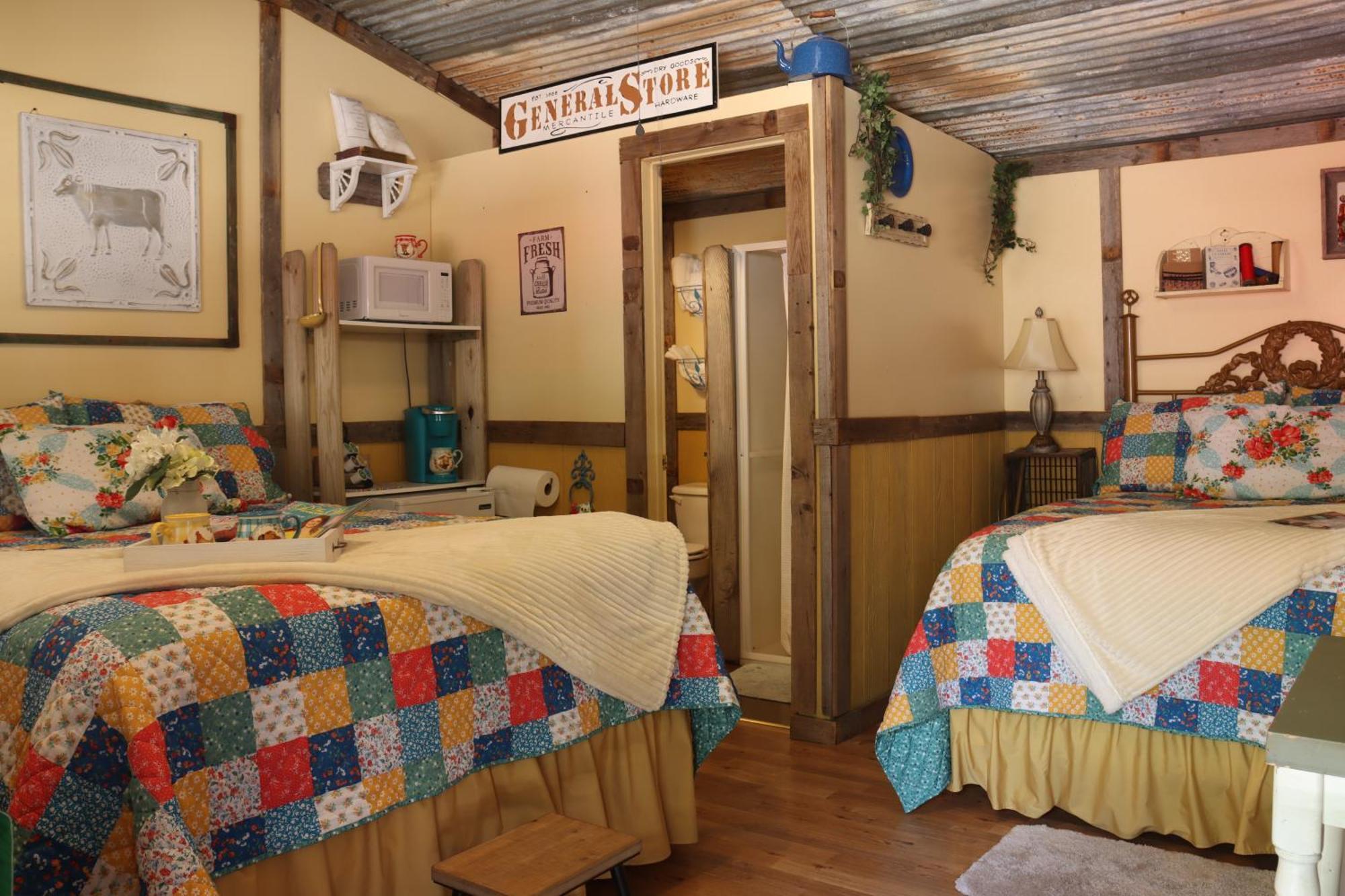 Acorn Hideaways Canton Charming Pioneer Suite 1890'S General Store מראה חיצוני תמונה